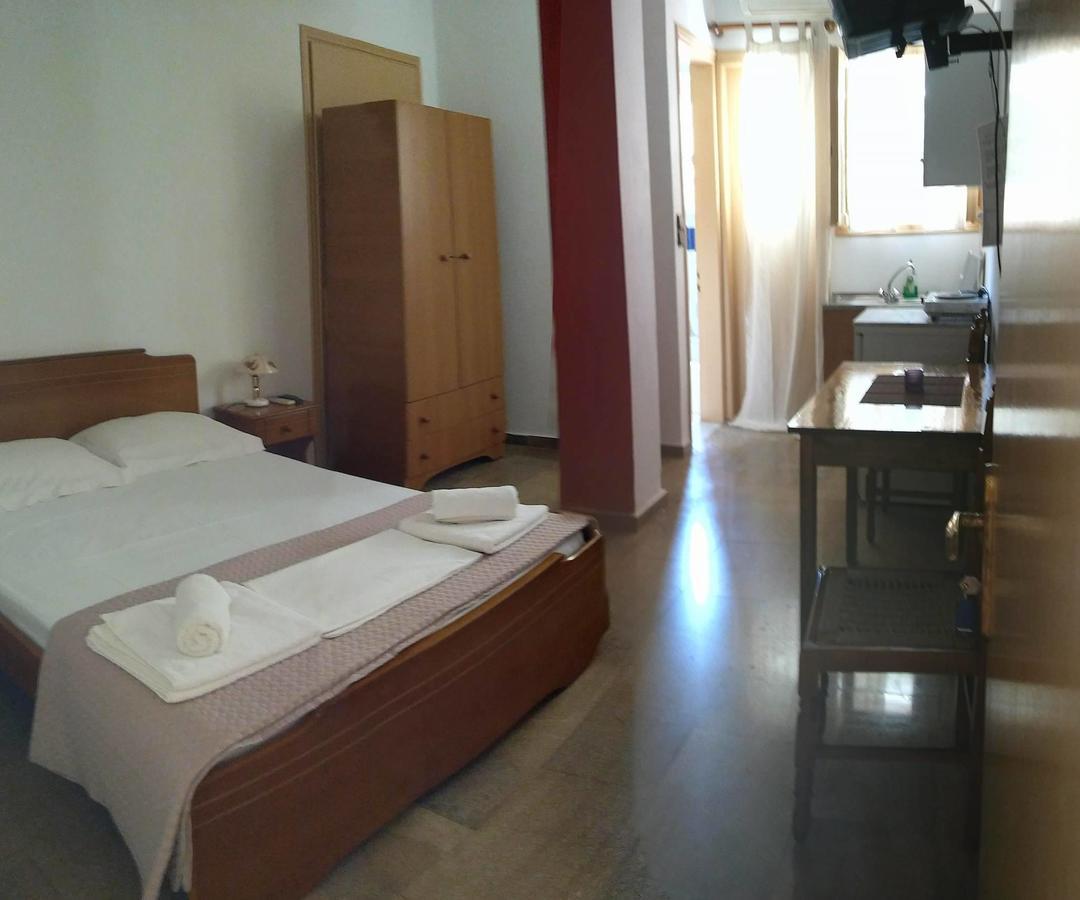 Petros Studios Vathy  Buitenkant foto